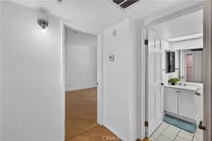 1237 E 6th St, Long Beach, CA 90802 - Photo 22