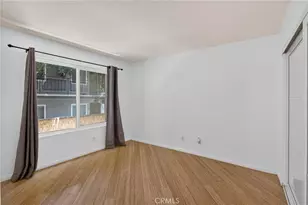 1237 E 6th St, Long Beach, CA 90802 - Photo 14