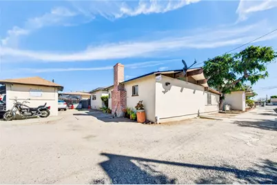 15003 Larch, Lawndale, CA 90260 - Photo 34