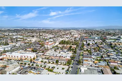15003 Larch, Lawndale, CA 90260 - Photo 12