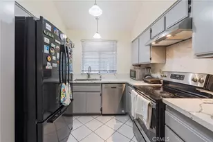 25613 Pine Creek, Wilmington, CA 90744 - Photo 18