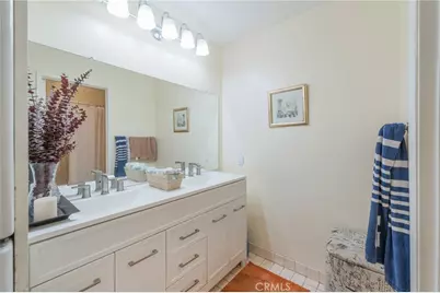 25613 Pine Creek, Wilmington, CA 90744 - Photo 16