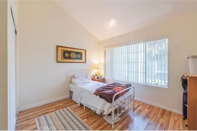 25613 Pine Creek, Wilmington, CA 90744 - Photo 14