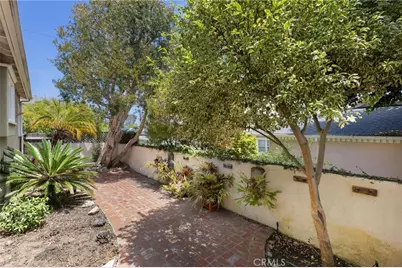 540 24th Street, Manhattan Beach, CA 90266 - Photo 22