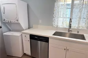 8645 Wakefield, Panorama City, CA 91402 - Photo 28