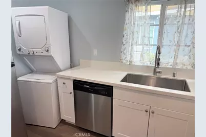 8645 Wakefield, Panorama City, CA 91402 - Photo 36