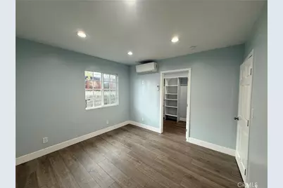 8645 Wakefield, Panorama City, CA 91402 - Photo 32