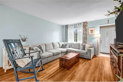 8645 Wakefield, Panorama City, CA 91402 - Photo 4