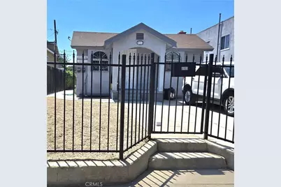 8903 Baring Cross, Los Angeles, CA 90044 - Photo 2