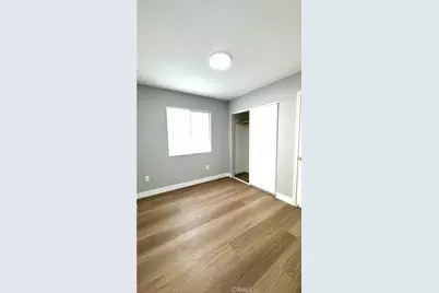 8903 Baring Cross, Los Angeles, CA 90044 - Photo 14