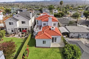 1021 Avenue D, Redondo Beach, CA 90277 - Photo 2