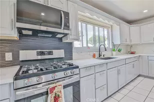 164 E 235th St, Carson, CA 90745 - Photo 32