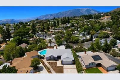 7129 Samoa Place, Tujunga, CA 91042 - Photo 24