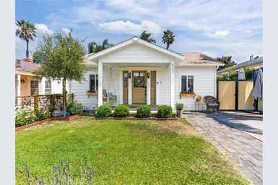 527 W Mariposa Avenue, El Segundo, CA 90245 - Photo 1