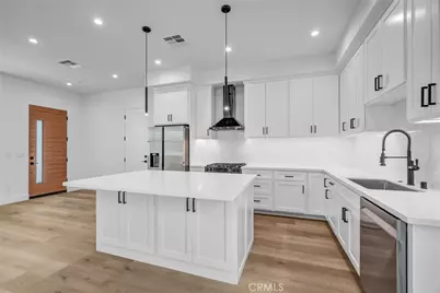 14810 Eastwood Avenue, Lawndale, CA 90260 - Photo 12