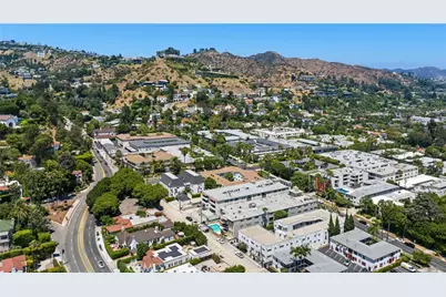 1539 N Laurel Avenue #202, Los Angeles, CA 90046 - Photo 36