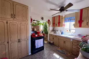 2063 W 220th St, Torrance, CA 90501 - Photo 8