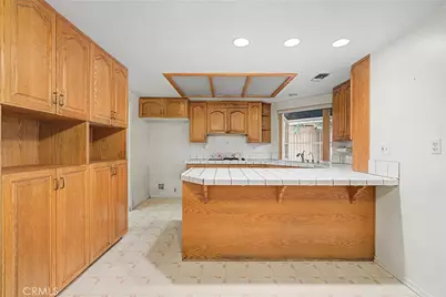 5445 Gentry, Valley Village, CA 91607 - Photo 6