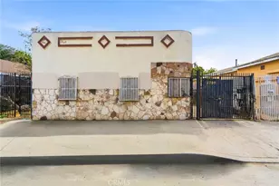 8706 Avalon, Los Angeles, CA 90003 - Photo 6