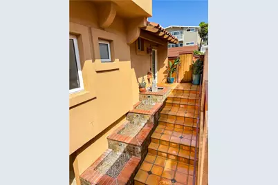 214 N Irena #B, Redondo Beach, CA 90277 - Photo 4