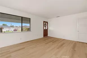 1658 W 110th Pl, Los Angeles, CA 90047 - Photo 6