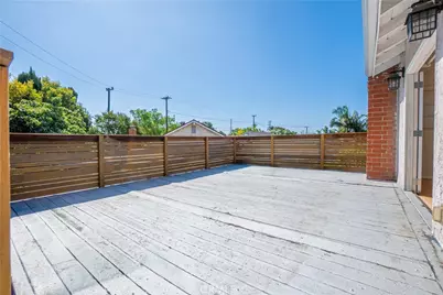 21200 Oakfort Avenue, Carson, CA 90745 - Photo 36