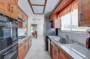 2011 W Crestwood St, Rancho Palos Verdes, CA 90275 - Photo 12