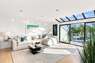 28 Sea Colony Dr, Santa Monica, CA 90405 - Photo 2