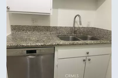 2411 Prospect Ave #102, Hermosa Beach, CA 90254 - Photo 18
