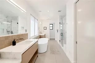 622 1st Pl, Hermosa Beach, CA 90254 - Photo 16