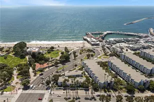 692 The Village, Redondo Beach, CA 90277 - Photo 32