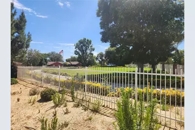 6786 Limonite, Rubidoux, CA 92509 - Photo 2