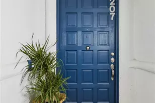 575 Esplanade, Redondo Beach, CA 90277 - Photo 8