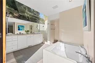 10443 Corfu Ln, Los Angeles, CA 90077 - Photo 18