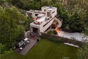 10443 Corfu Ln, Los Angeles, CA 90077 - Photo 16