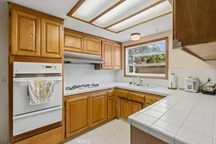 2102 W 236th Pl, Torrance, CA 90501 - Photo 10