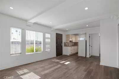 522 W 82nd St, Los Angeles, CA 90044 - Photo 6