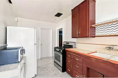 4630 E 52nd Place, Maywood, CA 90270 - Photo 6