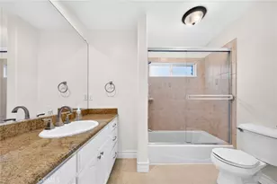 16025 Grevillea Ave, Lawndale, CA 90260 - Photo 20