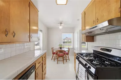2723 S Averill, San Pedro, CA 90731 - Photo 12