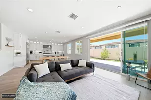 27558 S Edgemont Dr, San Pedro, CA 90732 - Photo 2