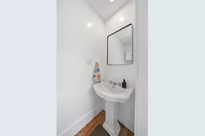 701 Manhattan Avenue, Hermosa Beach, CA 90254 - Photo 22