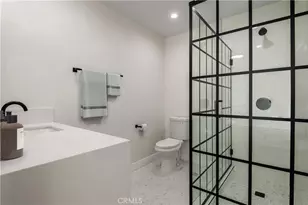 521 S Bentley, Los Angeles, CA 90049 - Photo 16