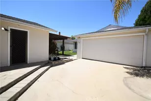 2423 W 233rd St, Torrance, CA 90501 - Photo 22