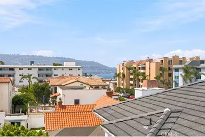 700 Esplanade #32, Redondo Beach, CA 90277 - Photo 8
