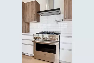 2413 Curtis Avenue #B, Redondo Beach, CA 90278 - Photo 2