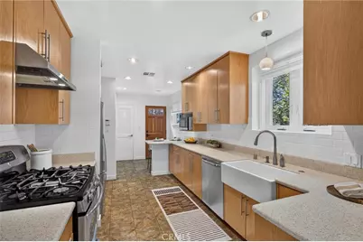 3411 S Cloverdale Avenue, Los Angeles, CA 90016 - Photo 8