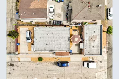 251 E 105th, Los Angeles, CA 90003 - Photo 16