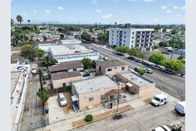 251 E 105th, Los Angeles, CA 90003 - Photo 4