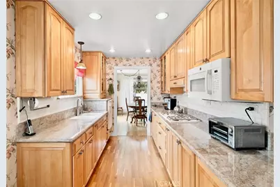 21310 Ladeene Avenue, Torrance, CA 90503 - Photo 8